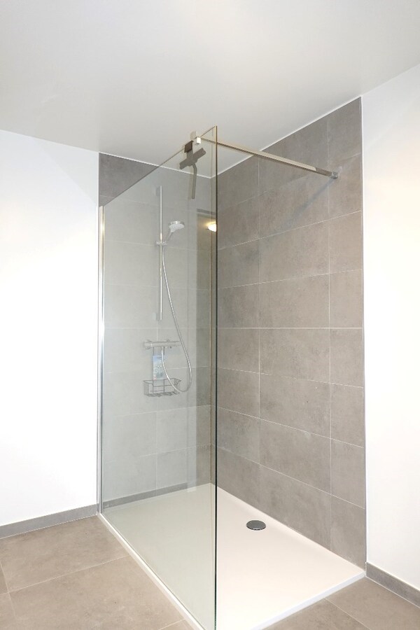 Energiezuinige Nieuwbouwwoning met garage in Varsenare 