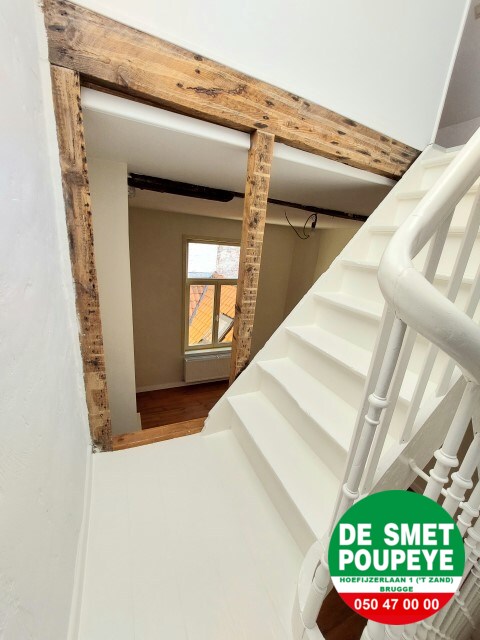 KNAP GERENOVEERDE STADSWONING 