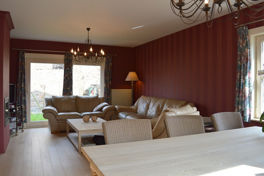 Ruime woning met stalgebouw op 6.723m² te Waarschoot 