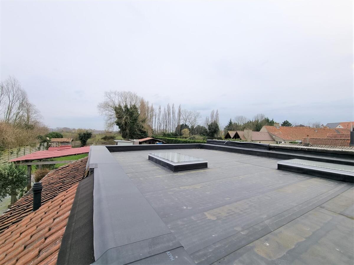 Woning met garage in ruwbouw op 400m² grond - Lissewege 