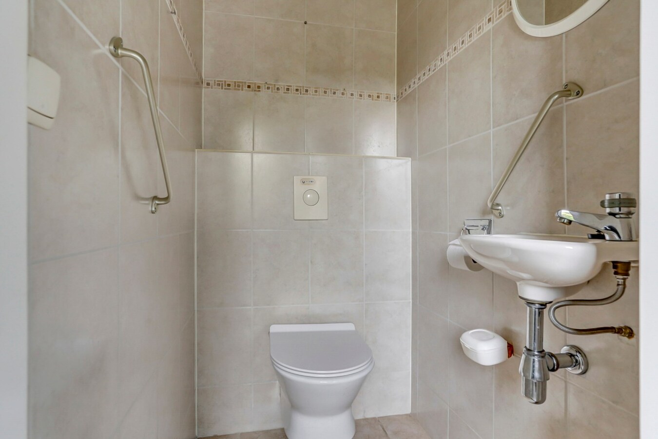 Vrijstaande semi-bungalow 