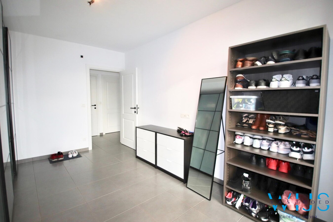 Prachtige duplex + garage in het rustige landelijke OOSTEEKLO ! 