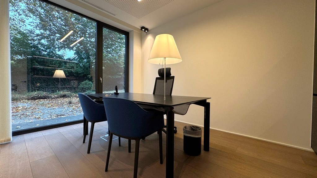 Hoogwaardig afgewerkt kantoor te koop aan de Sterre in Gent