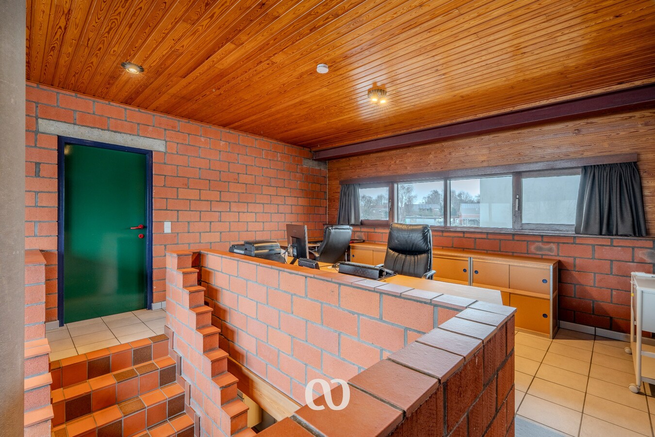 Bijzondere architectenwoning in groene en rustige omgeving 