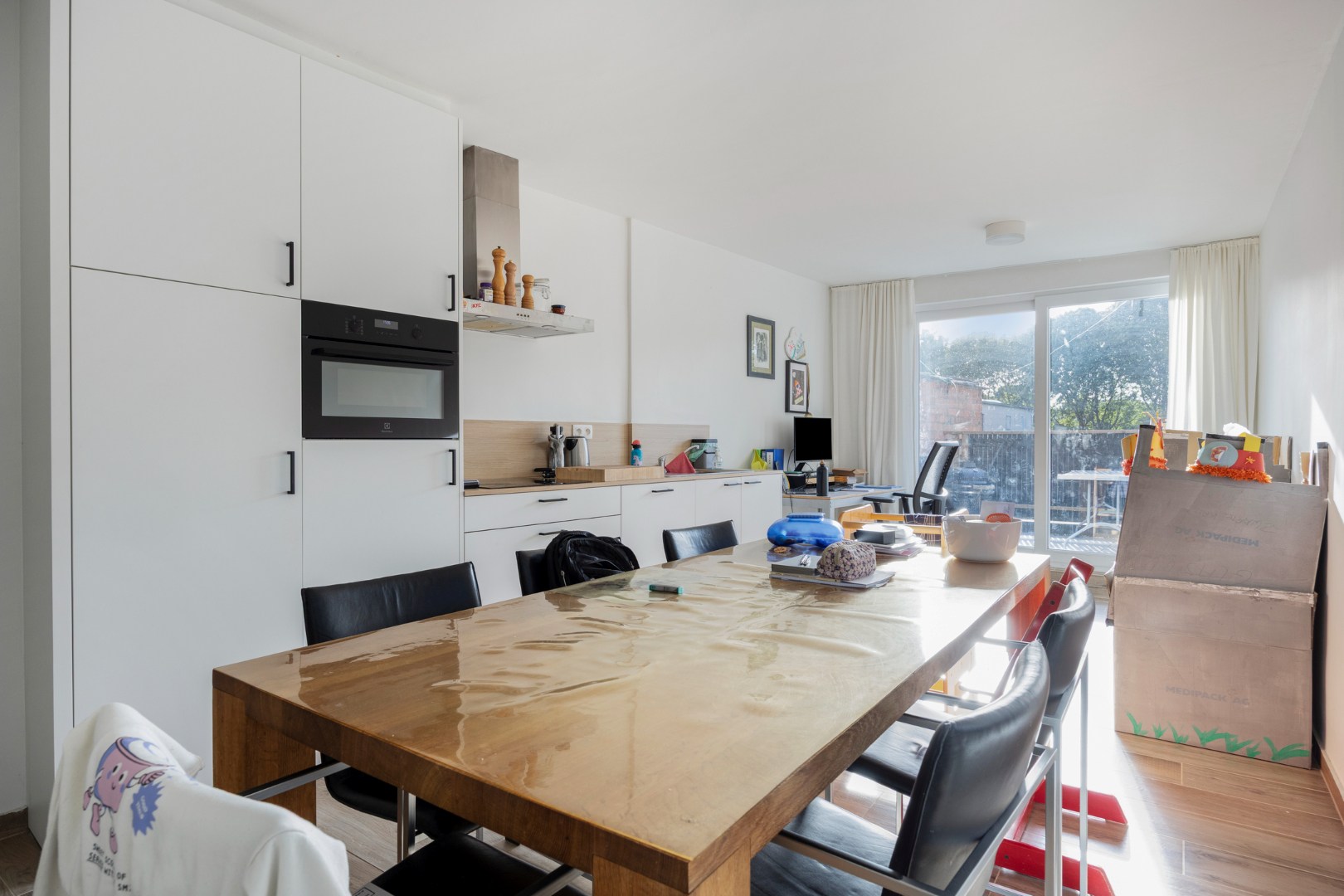 Instapklare bel-etagewoning met 4 slpk. in het hart van Geel 