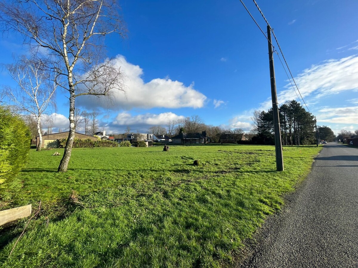 Verkocht grond - Geel