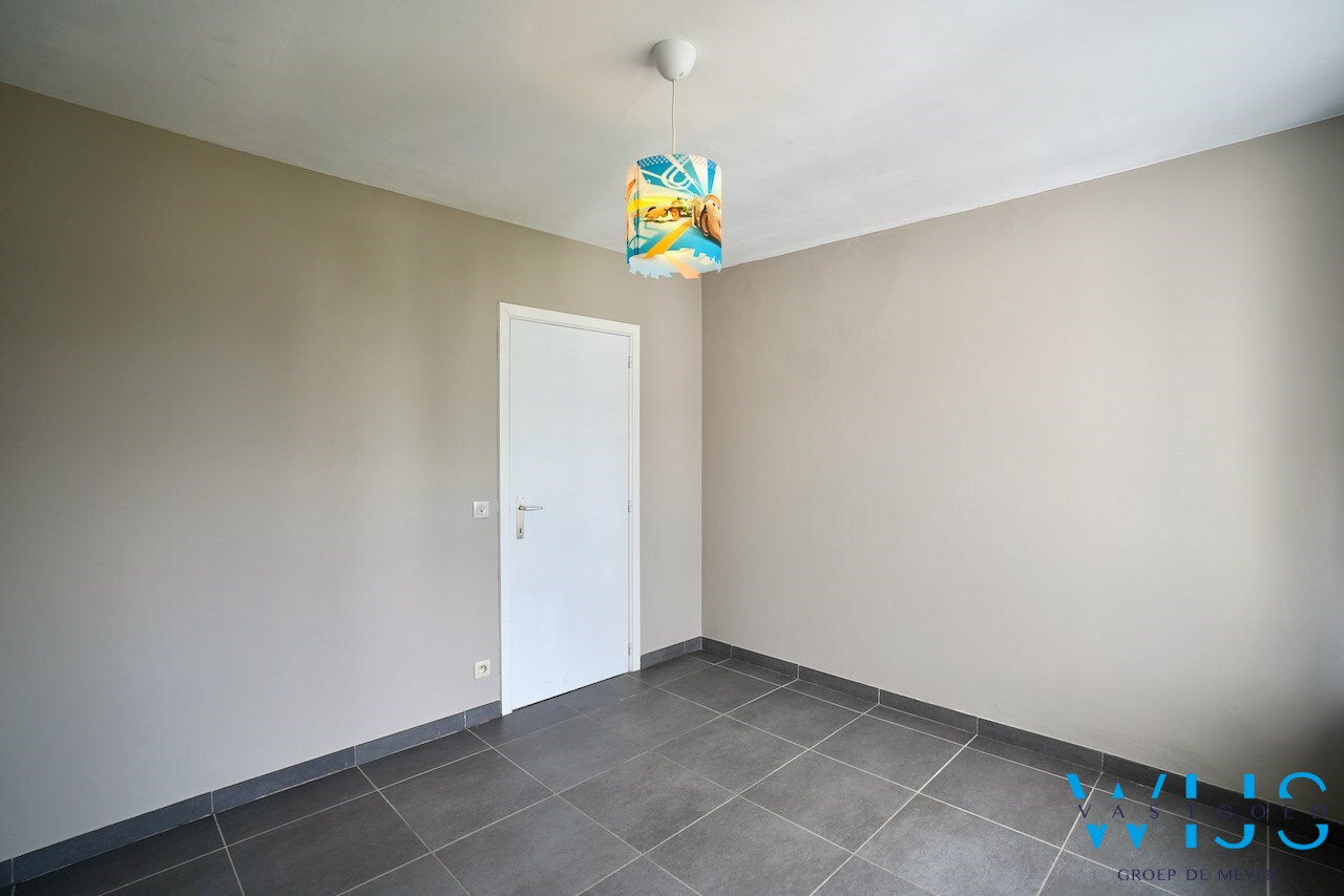 Tof 3 slaapkamer appartement te Ertvelde ! 