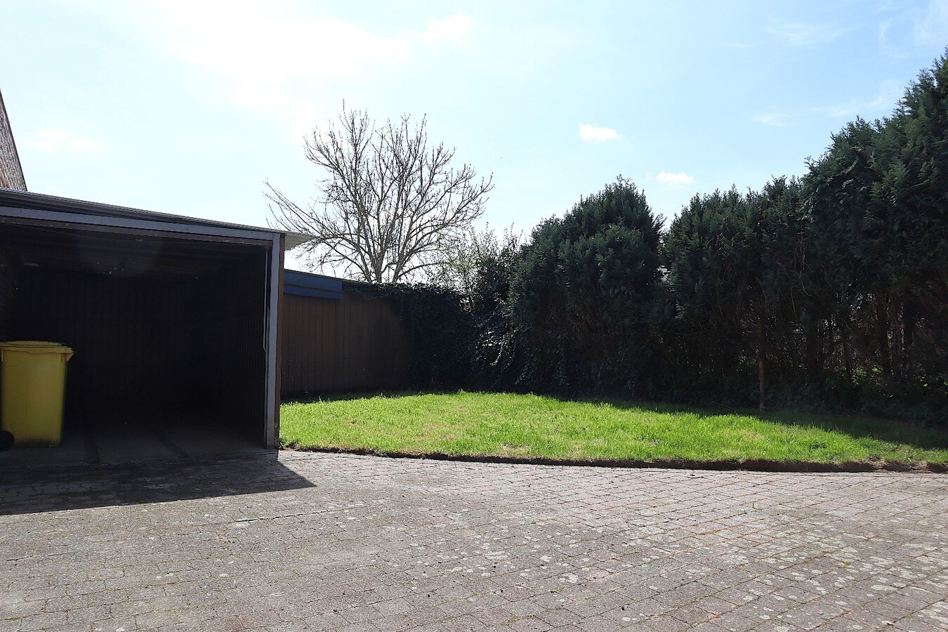 Rijwoning met 4 slaapkamers en tuin te Bierbeek 