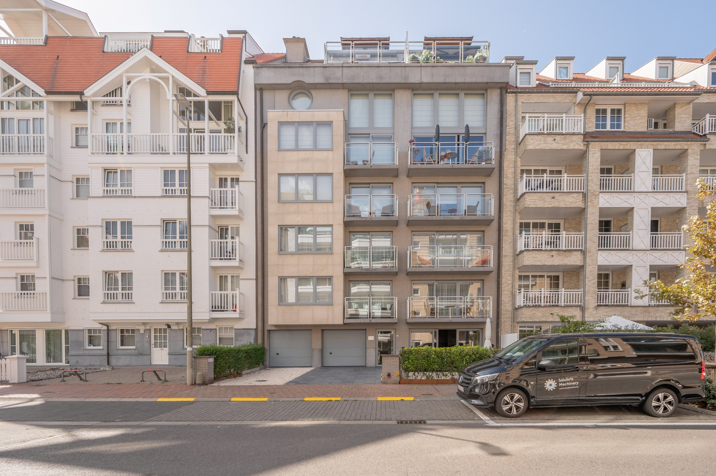 Duplex appartement te koop in Knokke met groot zonnig terras 