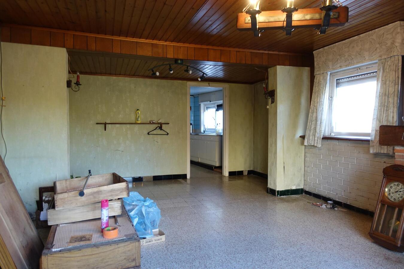 Te renoveren landelijke woning 