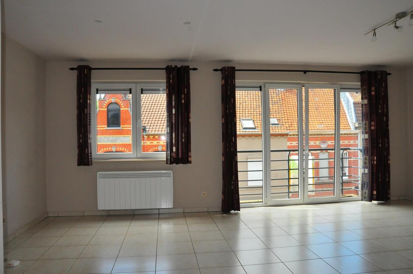 Appartement met 2 slaapkamers en autostaanplaats 