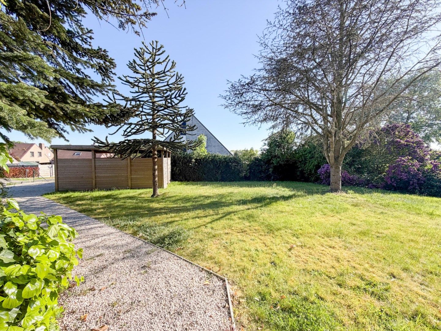 Vrijstaande woning op mooi hoekperceel (950 m²), Aartrijke. 