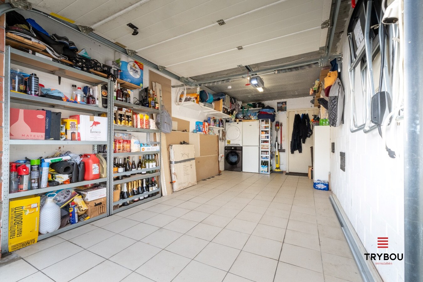 Instapklare woning met 3 slaapkamers, garage en tuin 