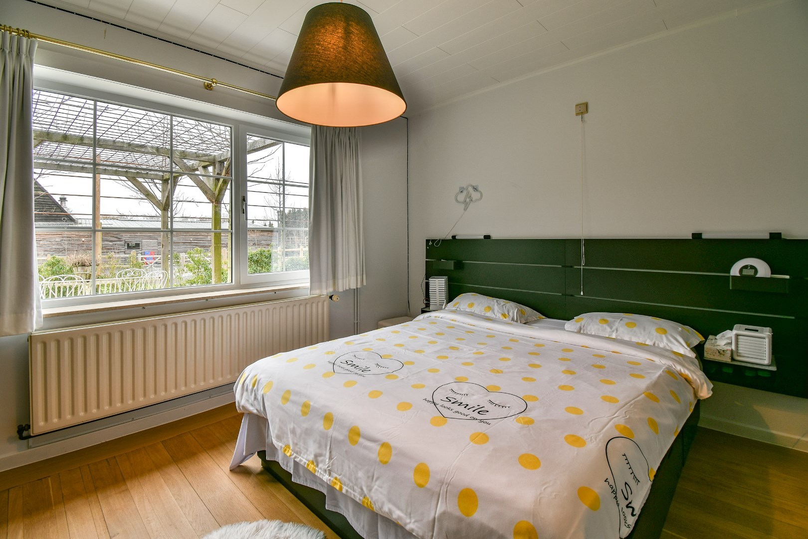 Exclusief domein met restaurant/feestzaal en luxueuze woning op 5 Ha te Torhout 