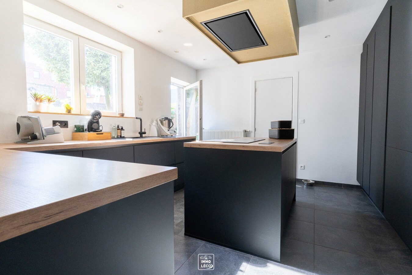 Maison familiale entièrement rénovée avec jardin et garage, TOP SECTEUR ! 