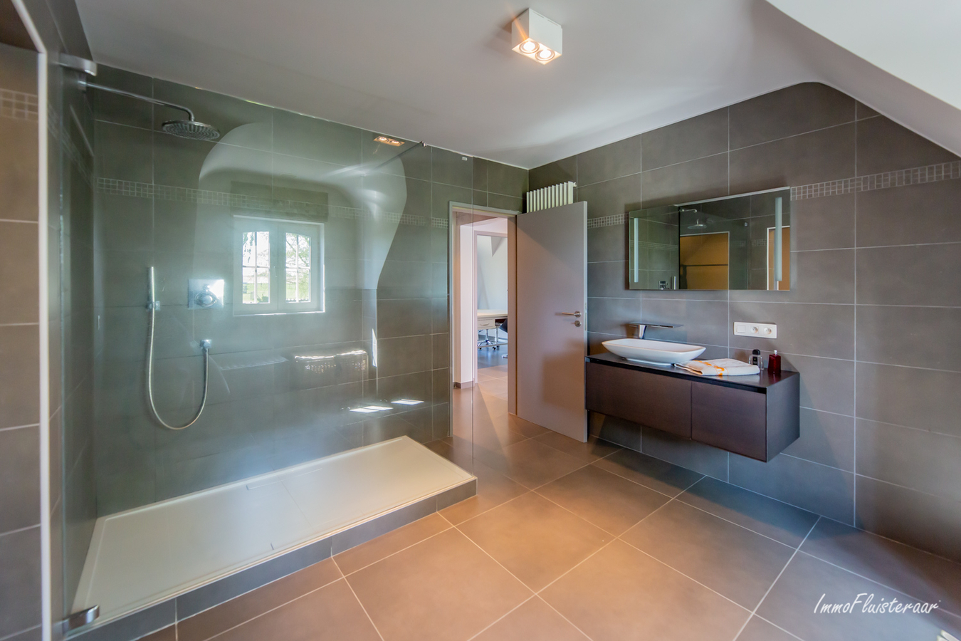 Belle maison de campagne sur env. 1ha à Zittert-Lummen (Jodoigne/Brabant wallon) 