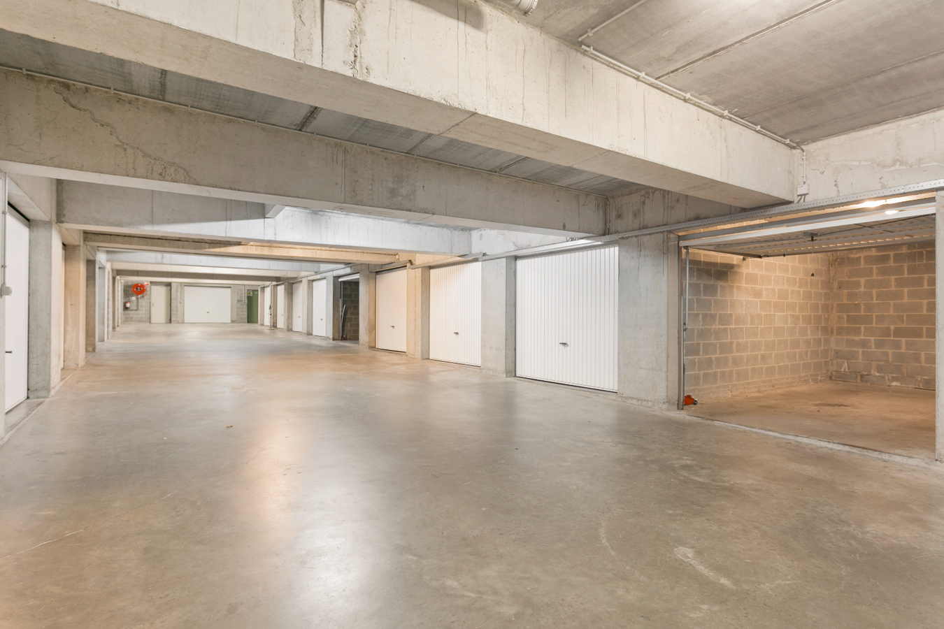 Verkocht garage box - Halle