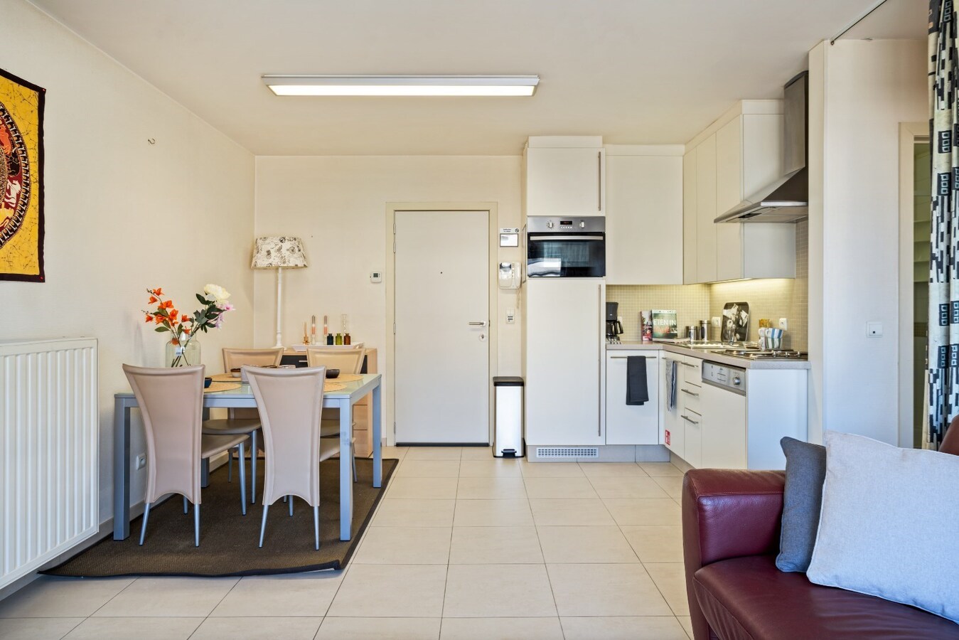 Modern 1 slaapkamerappartement op een boogscheut van het strand 