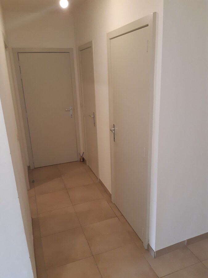 Lichtrijk 2 slpk-appartement te Oudenaarde. 