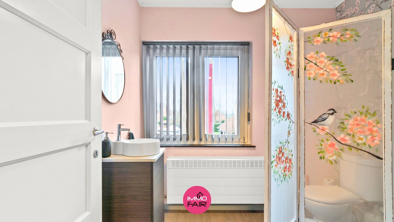 Gezinswoning met authentieke elementen in centrum Lanaken! 