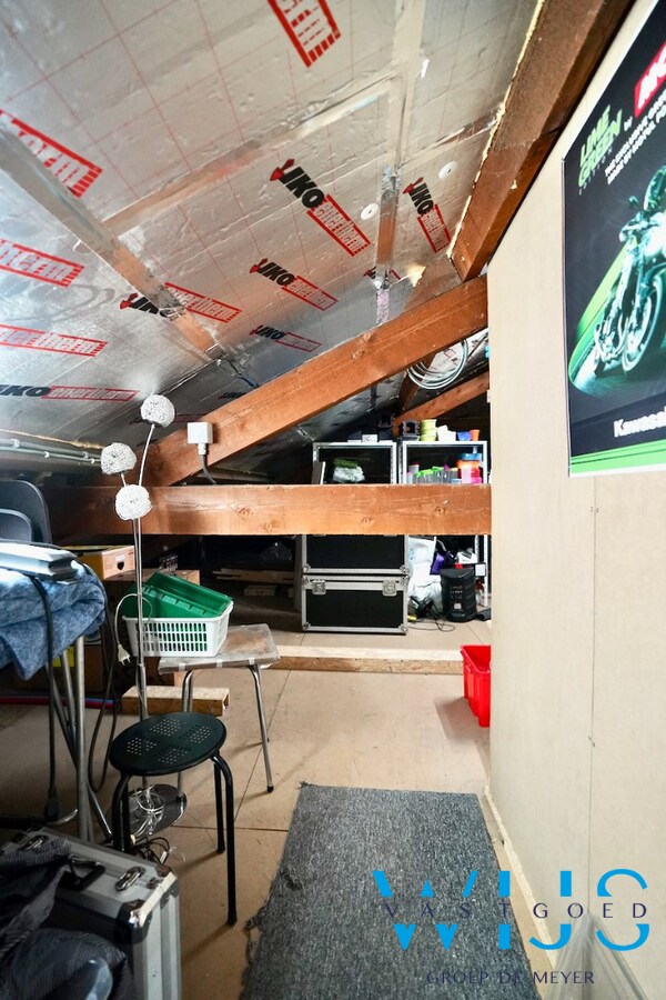 Bungalow met zwembad &amp; bijgebouw te Ertvelde ! 