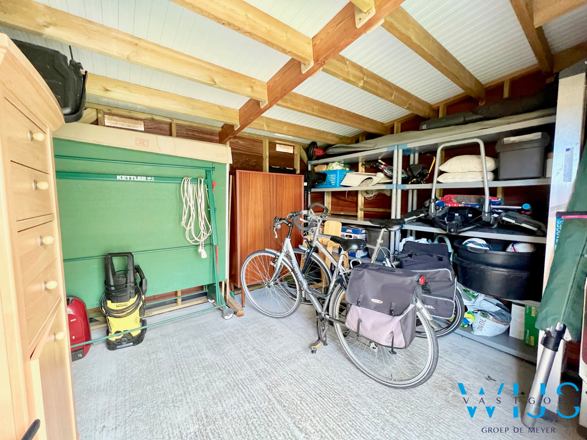 Instapklaar woonhuis in een rustige woonwijk te EEKLO ! 