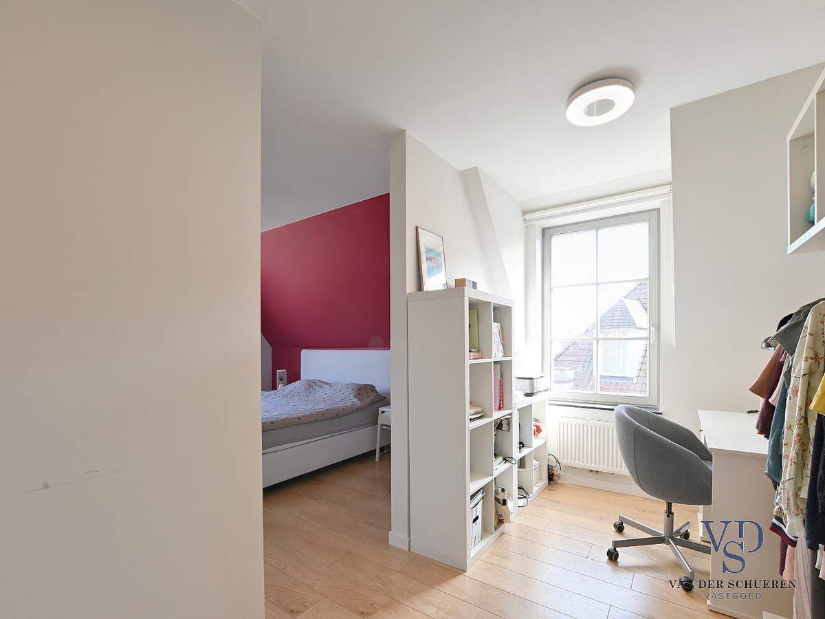 Recente, stijlvolle villa in rustige verkaveling ! 