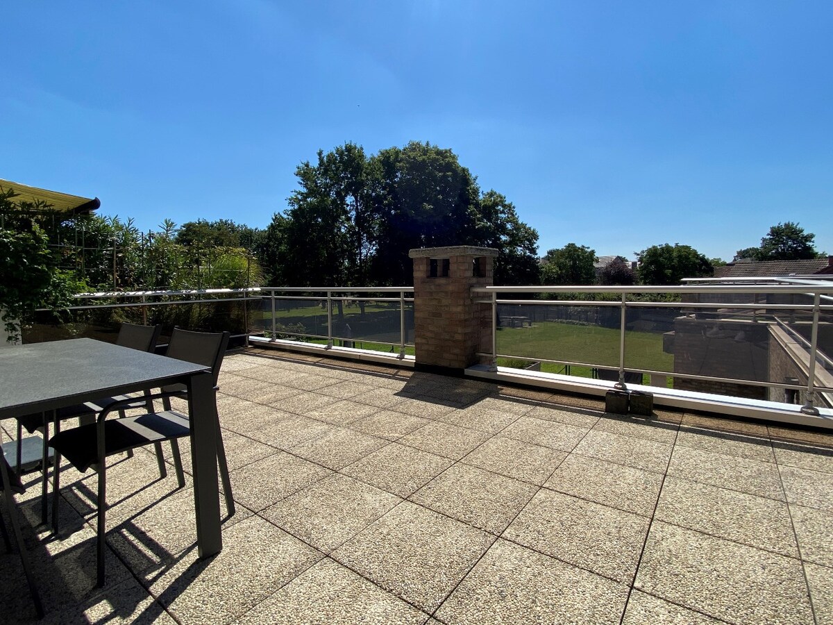 TE HUUR - INSTAPKLAAR APPARTEMENT TE HASSELT 