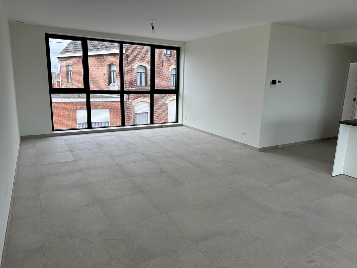 Appartement te huur op 1ste verdiep 