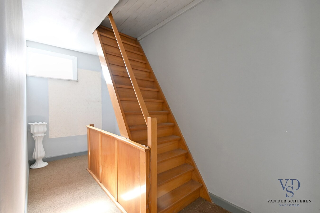 Degelijke Half Open Bebouwing. 