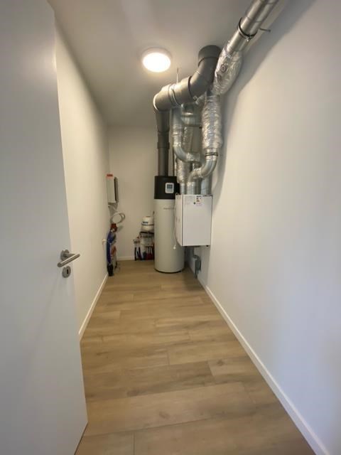 Mooi afgewerkt gelijkvloers appartement met 2 slpk. in Mol-Sluis! 