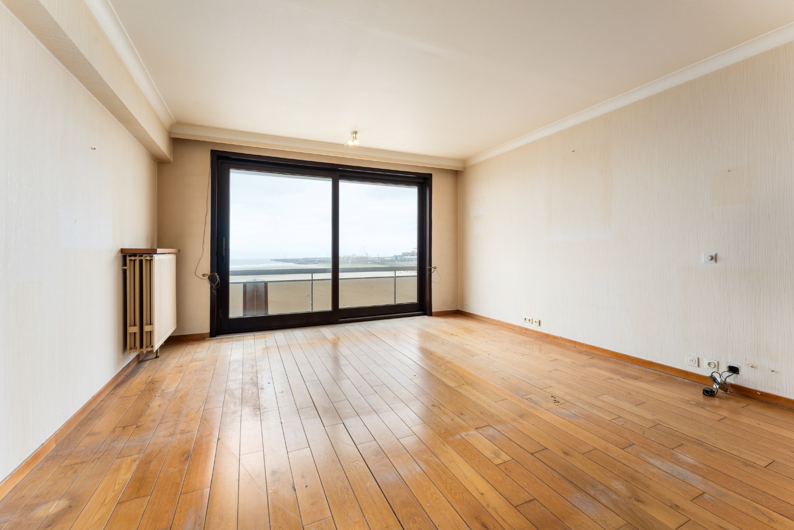 Appartement à rénover avec vue sur la mer – Résidence Zeewende, Zeebrugge 