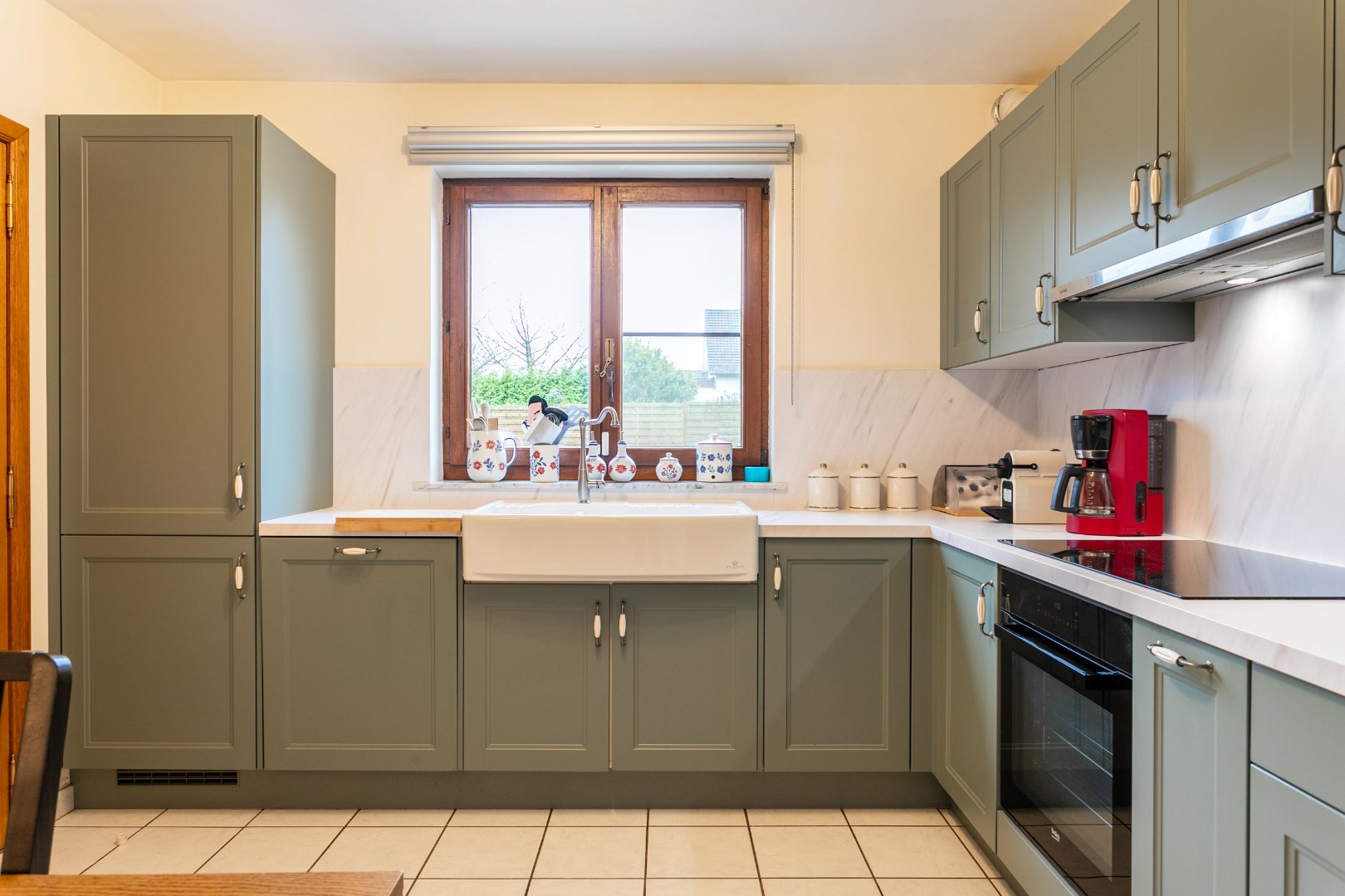 Instapklare woning met 3 slpks, garage en tuin op 6a61ca 