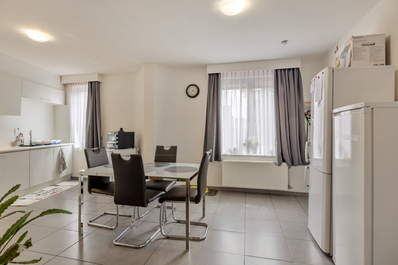 Opbrengsteigendom met vier eenheden 