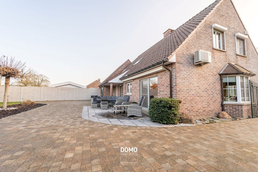 WARME GEZINSWONING VAN 262 M² MET PRACHTIGE TUIN IN HARTJE KORTESSEM 