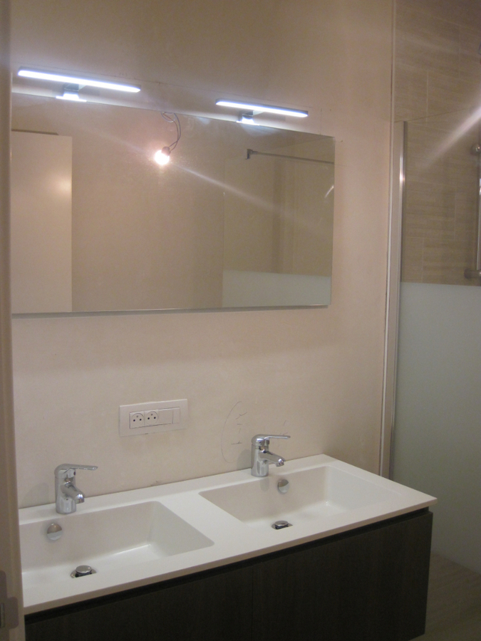 Groen wonen in de Weverij.    2-slp-appartement met een autostaanplaats. 