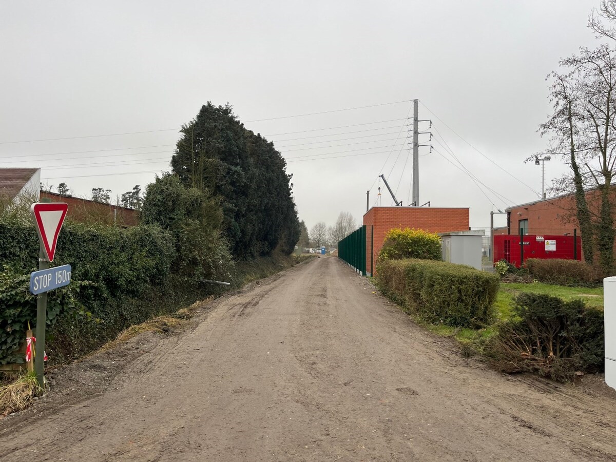 Loods - uitstekend gelegen. 