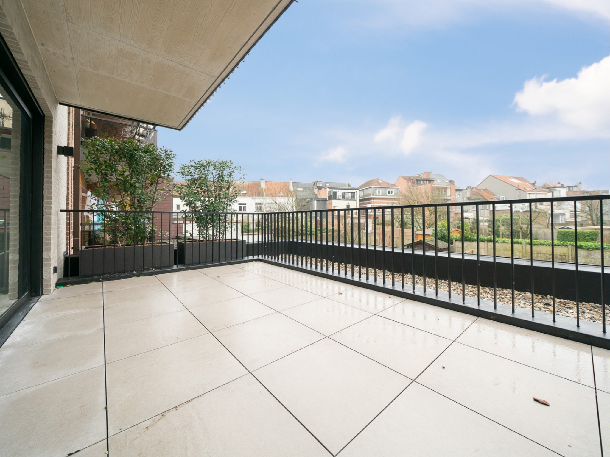 Nieuwbouw 1-kamer appartement met parking, kelder &amp; terras 