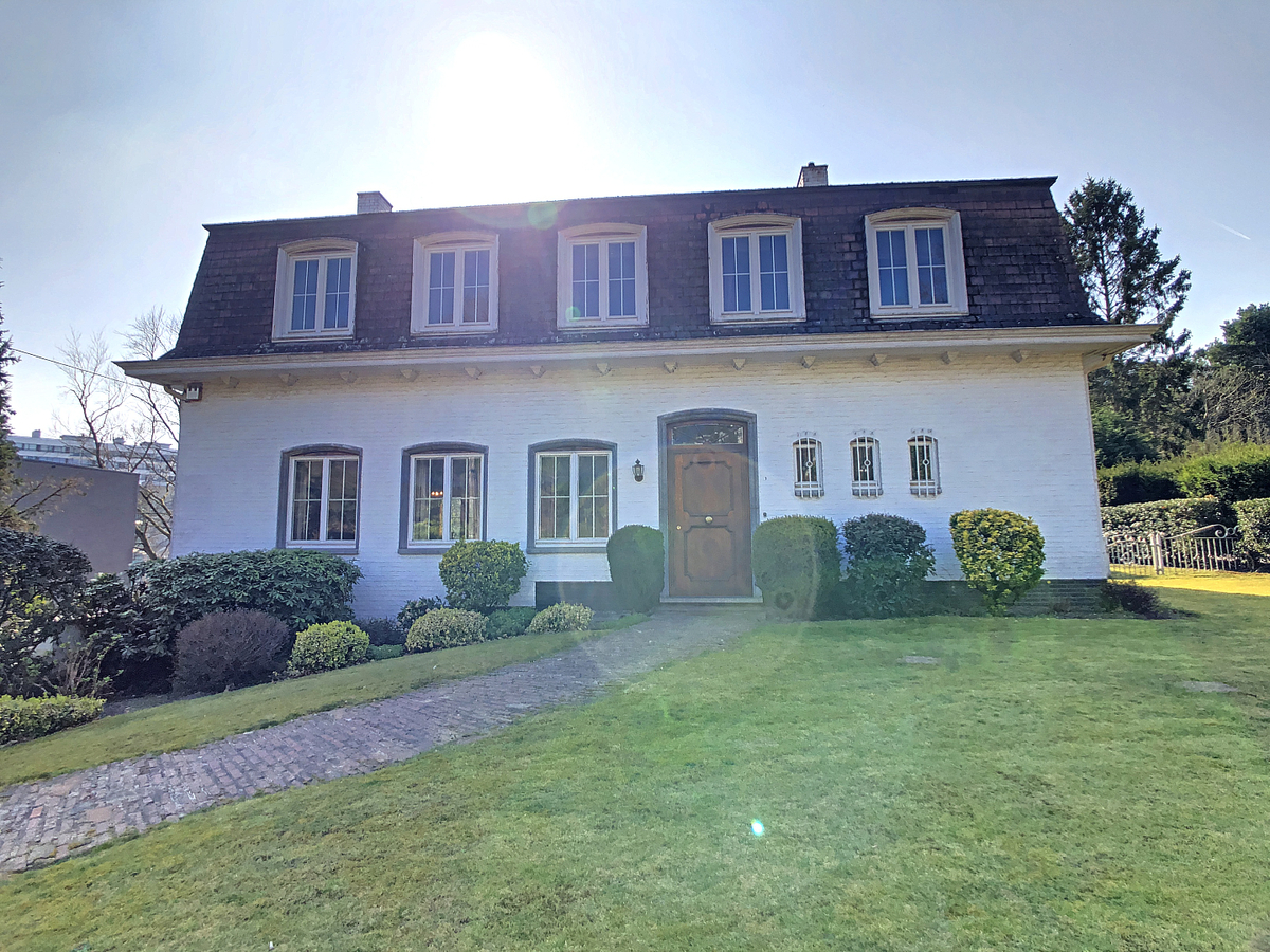 Verkocht villa - Genk