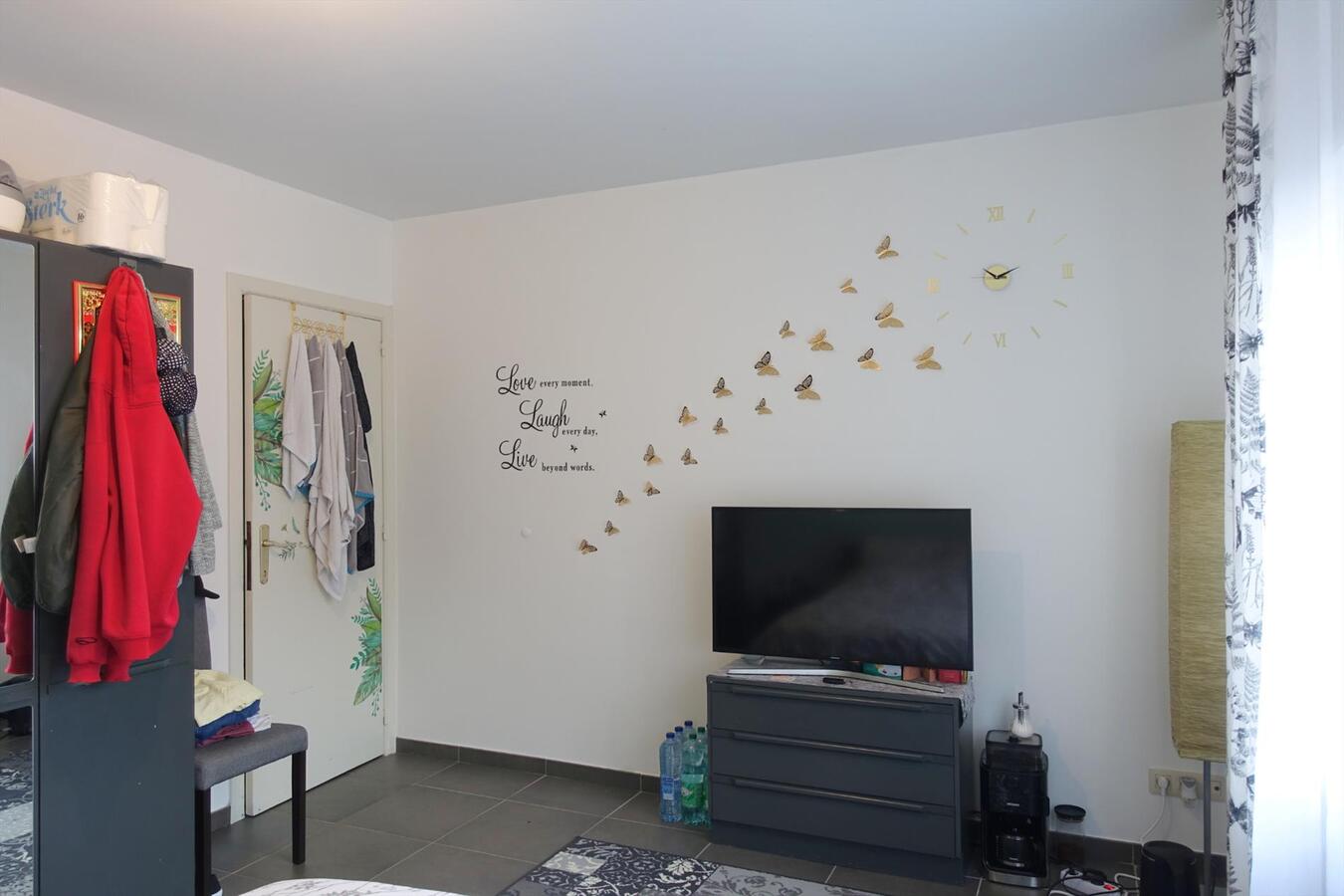 Vernieuwd appartement met 2 slaapkamers 