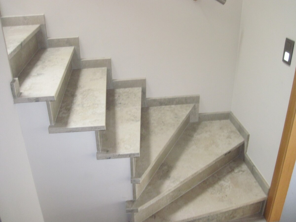 Luxueus en ruim appartement in rustige omgeving. 