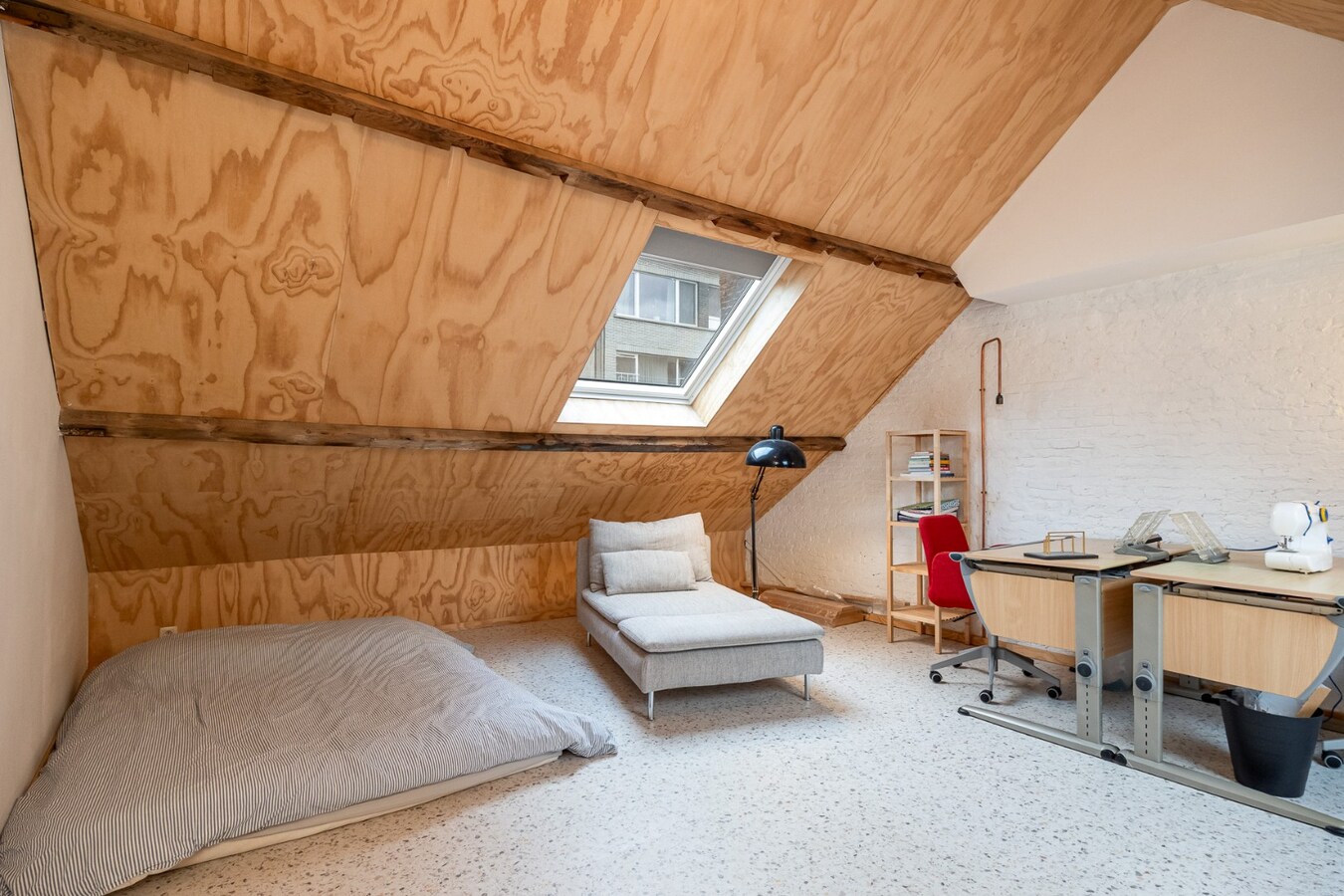 Gerenoveerde herenwoning met stadskoer in de Haringrodewijk! 