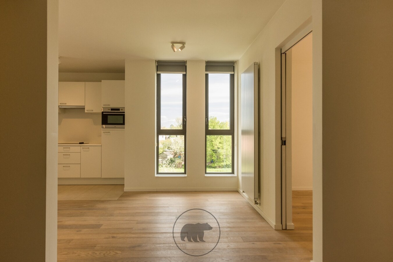 Luxueuze assistentiewoning met ruim terras en zicht op parkdreef 