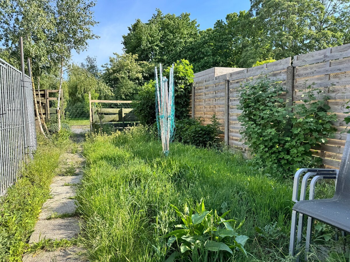 Woning met 3 slaapkamers en tuin te Roeselare 