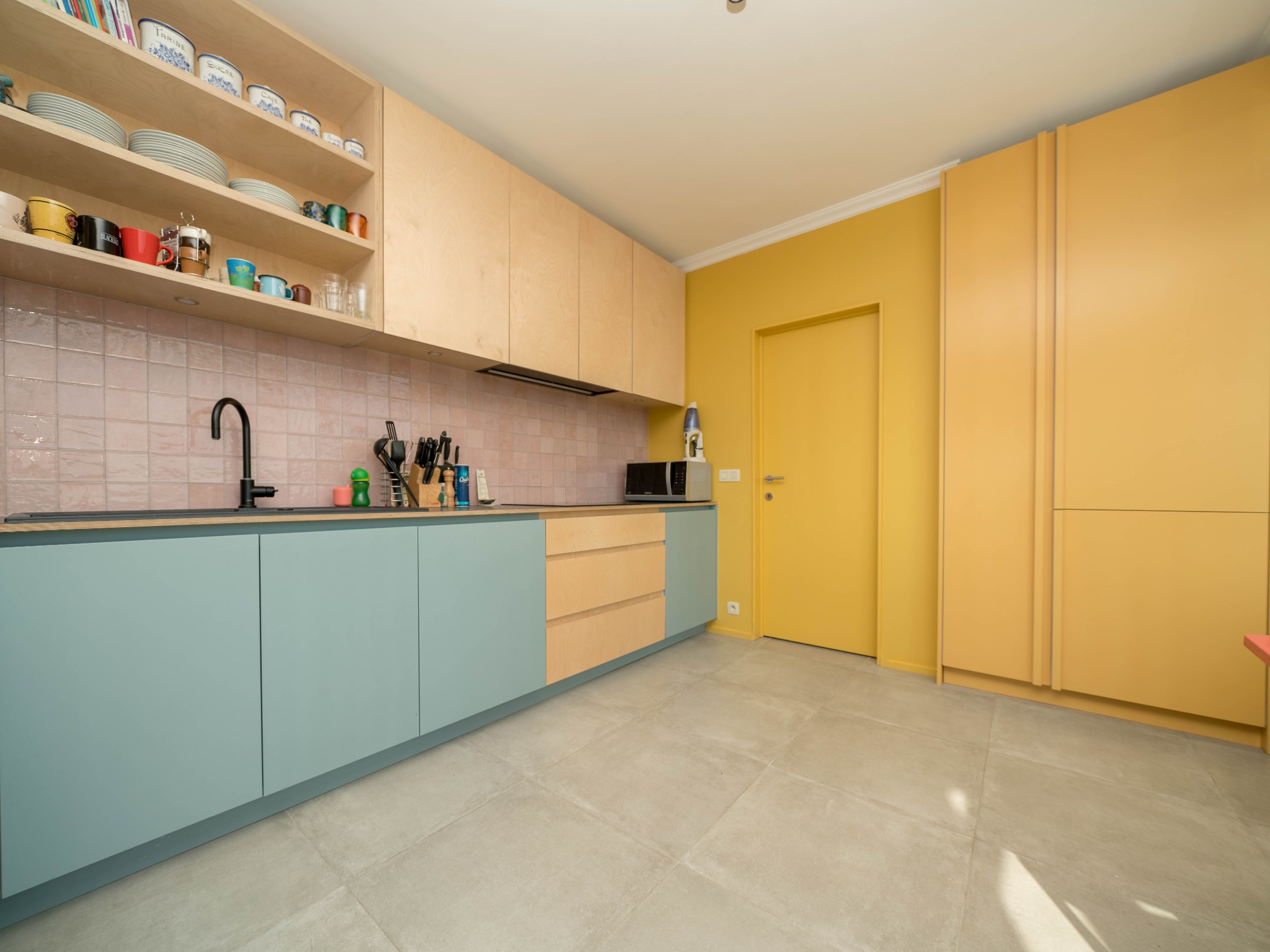 Prachtig appartement met 4 kamers, 2 bdk en 3 terrassen 