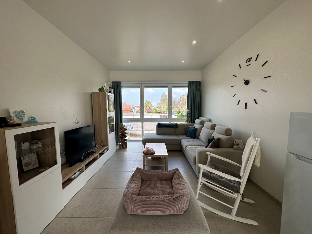 Ruim 2-slaapkamerappartement op de 1ste verdieping met lift 