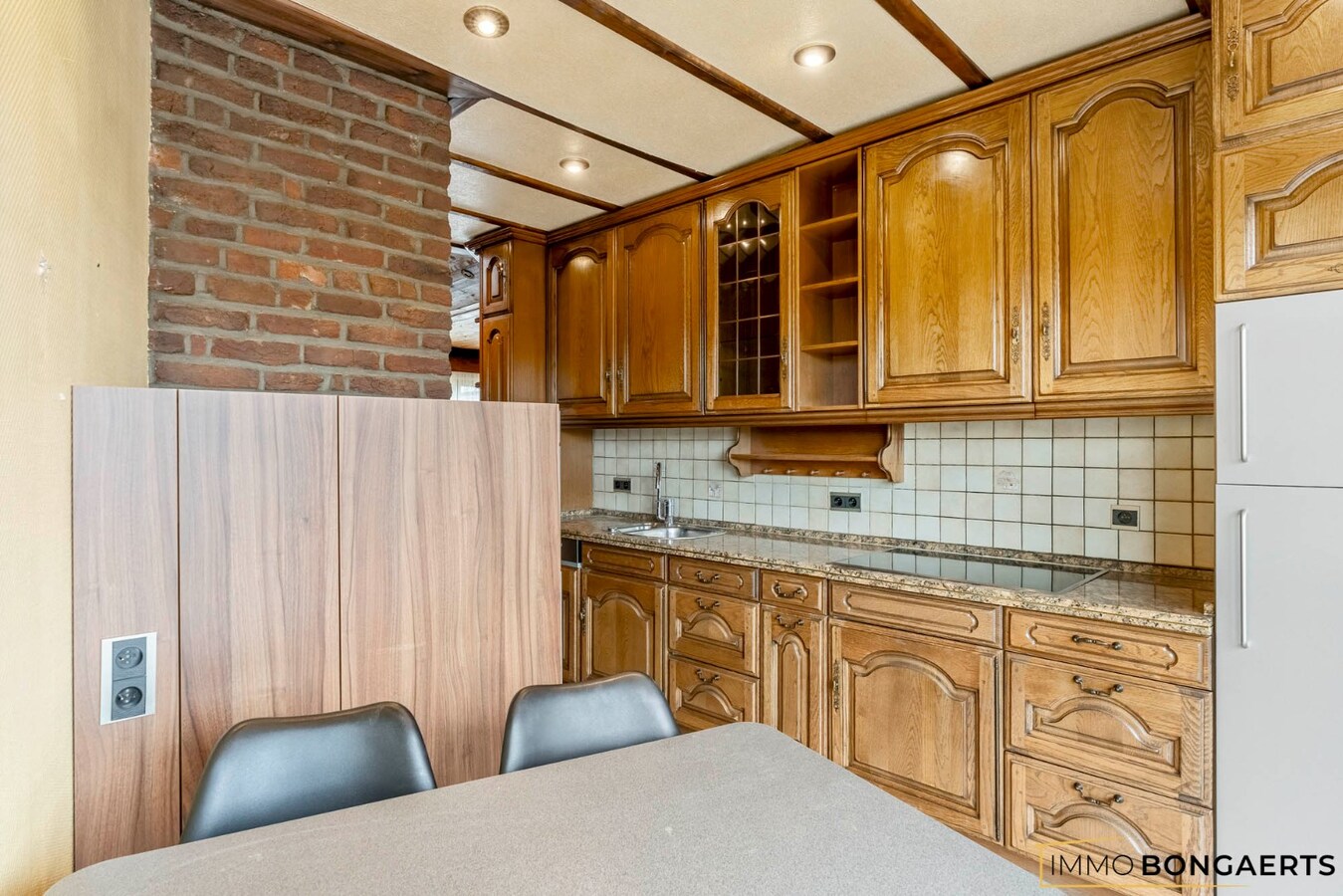 Ruime woning met vier slaapkamers 