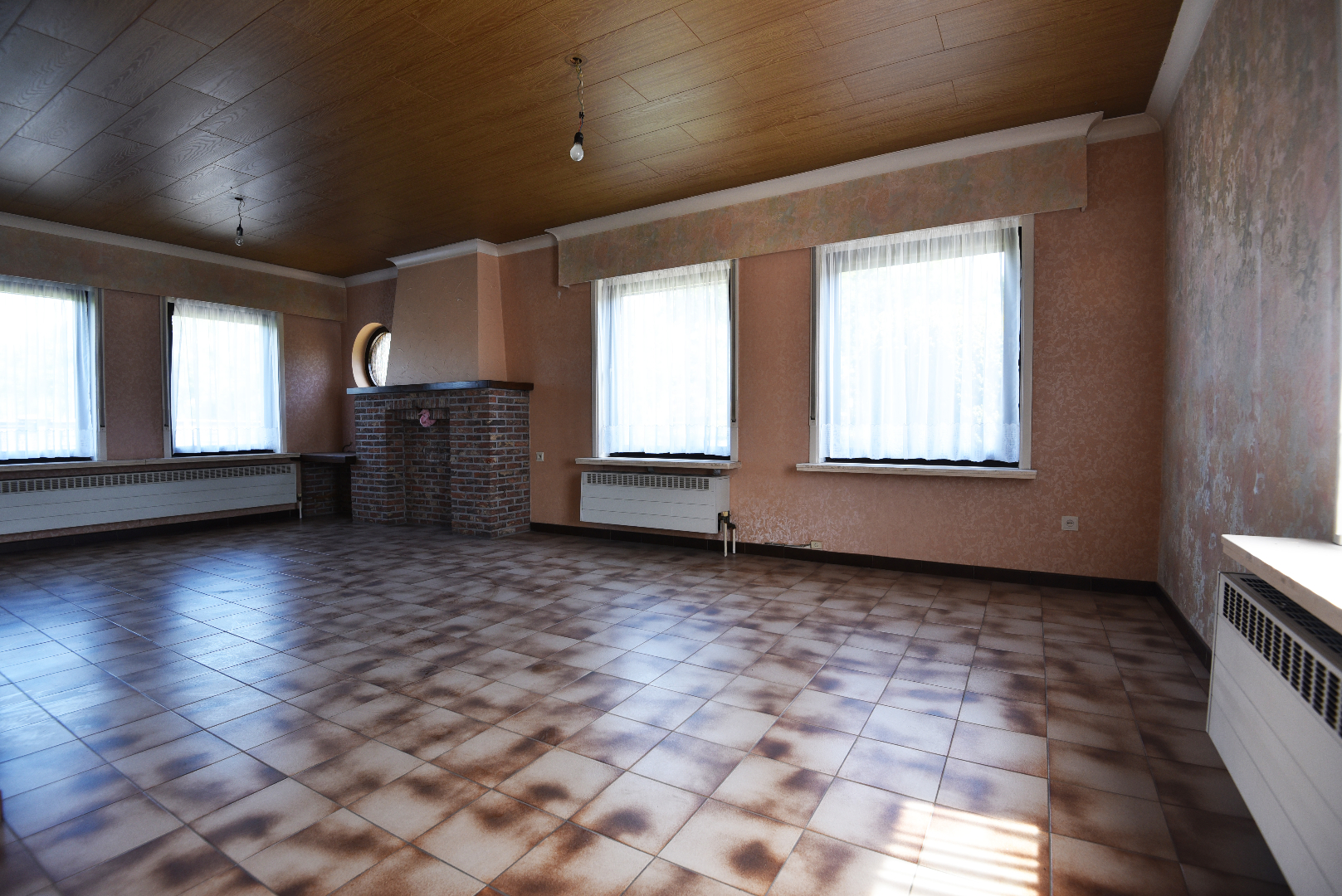 Te renoveren woning op 1.057m²  te Maldegem 