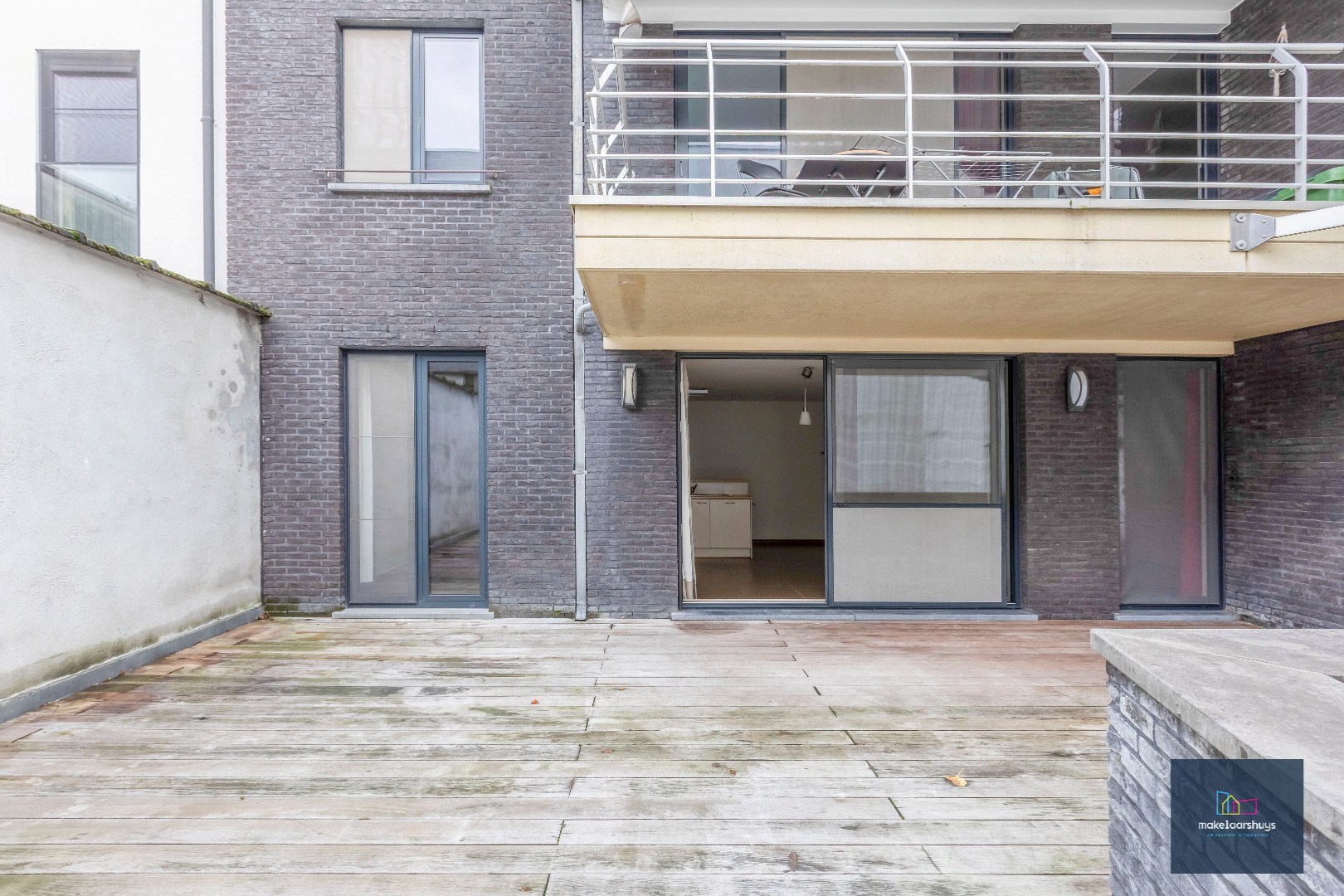 COMPROMIS IN OPMAAK 2slp. app. met schitterend terras in centrum Gent 