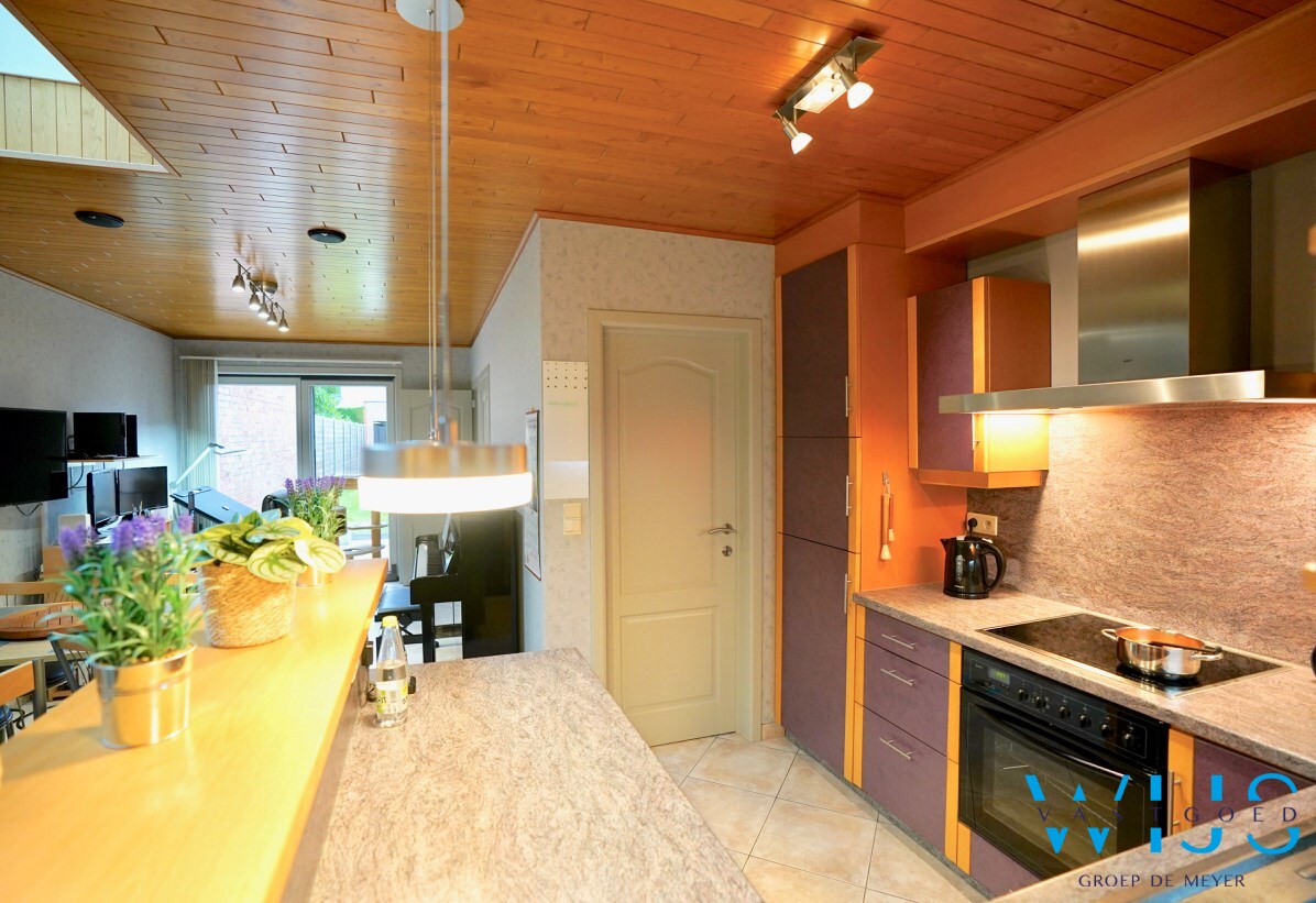 Gezinswoning met 4 slaapkamers &amp; garage te EVERGEM ! 